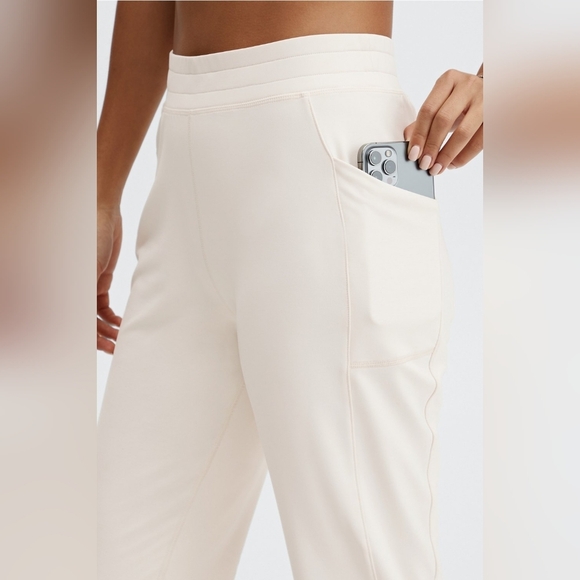 Fabletics Pants - FABLETICS THERMA-FLEX HIGH WAISTED JOGGER